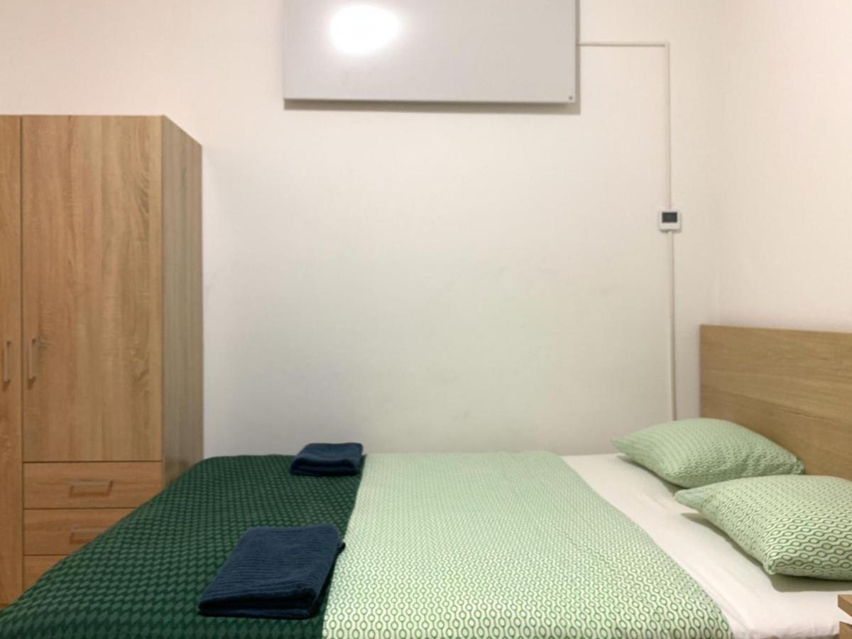 Kalvin 7Rooms Boedapest Buitenkant foto