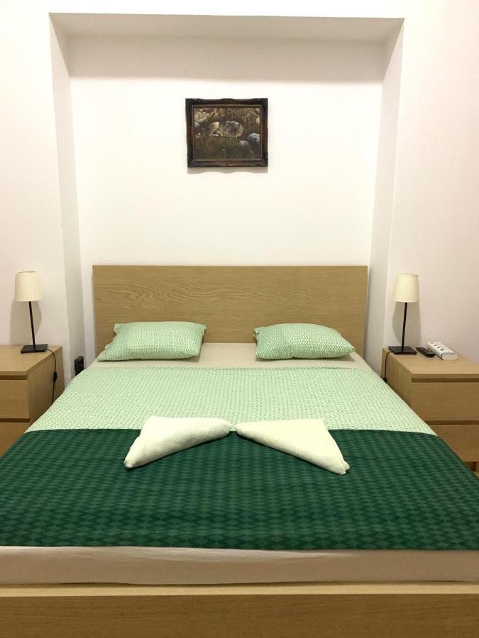 Kalvin 7Rooms Boedapest Buitenkant foto