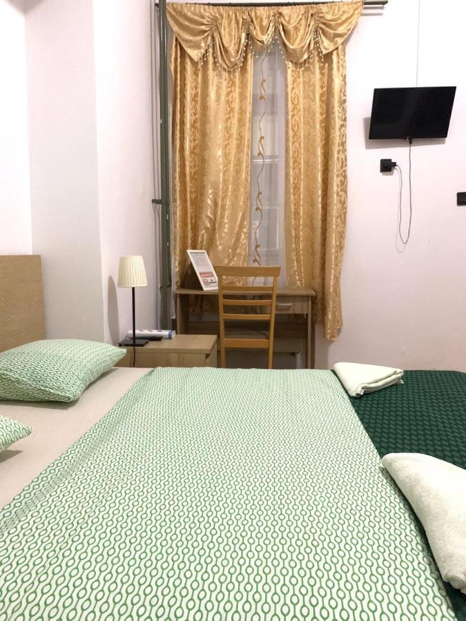 Kalvin 7Rooms Boedapest Buitenkant foto