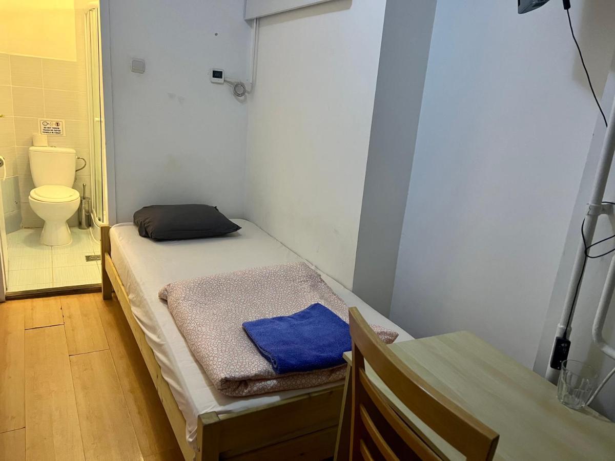 Kalvin 7Rooms Boedapest Buitenkant foto